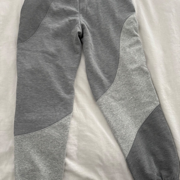 Alo Make Waves Sweatpants Brand New - Picture 2 of 4